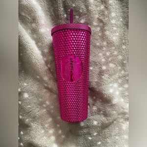 Pink venti Starbucks cup
